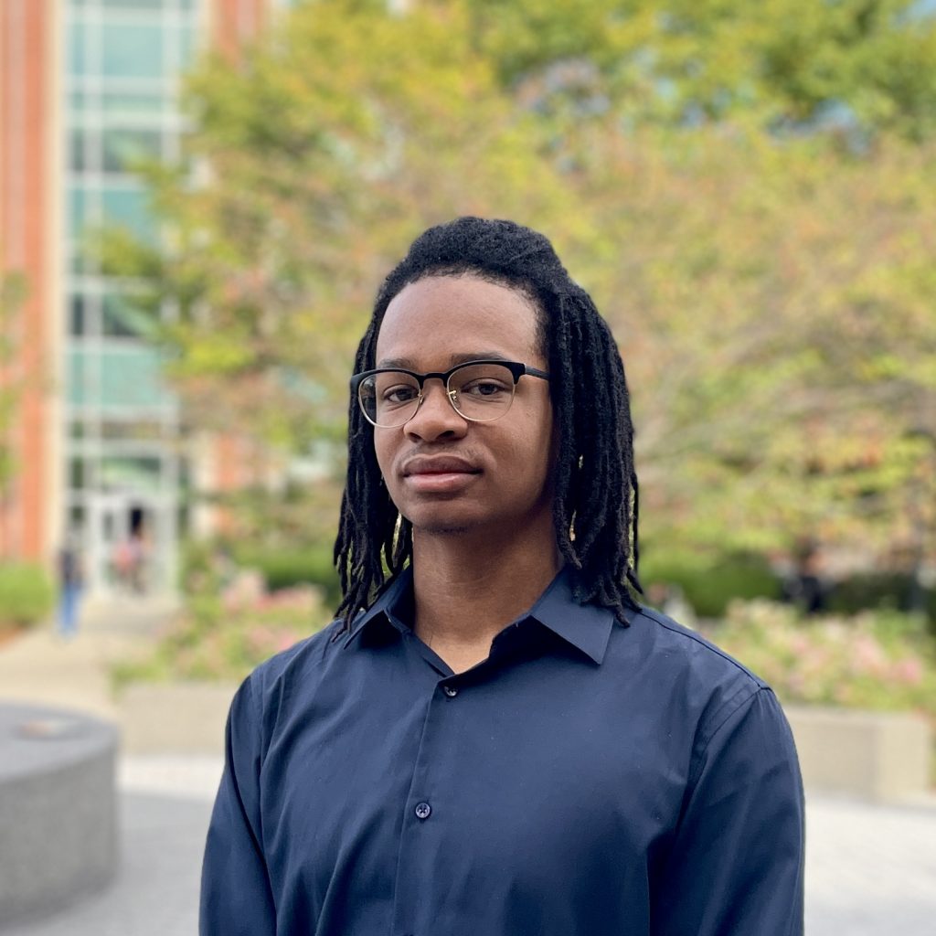 Julian Hart headshot