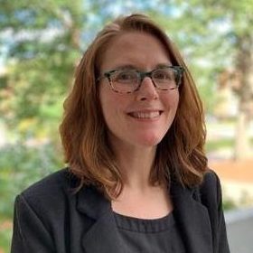 Rae Alexander Headshot